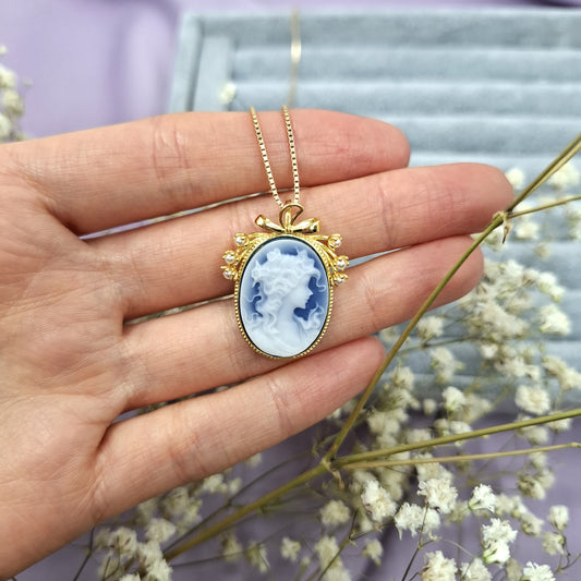 Engraved Agate Pendant
