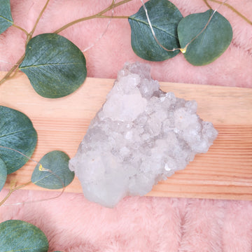 Apophyllite - clarity of mind and moving forward