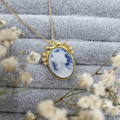 Engraved Agate Pendant