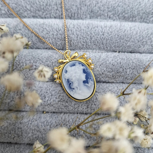 Engraved Agate Pendant